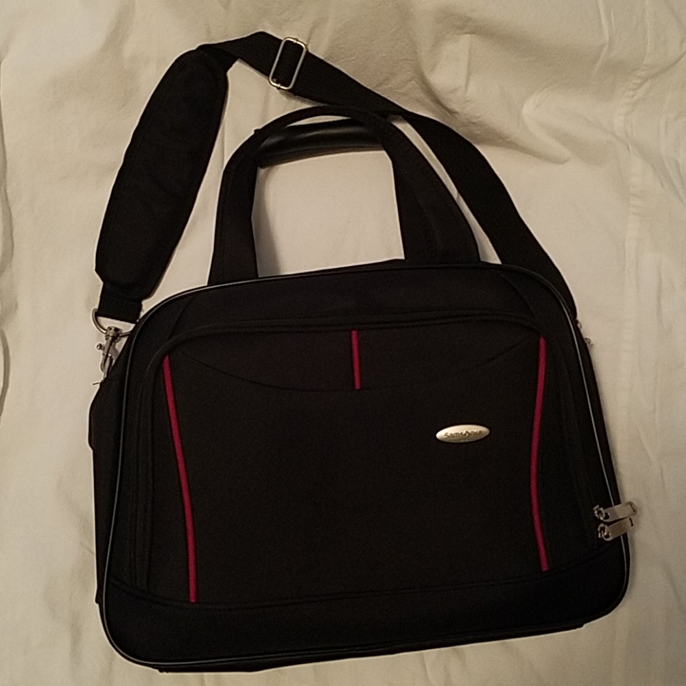 Samsonite shoulder bag NWOT